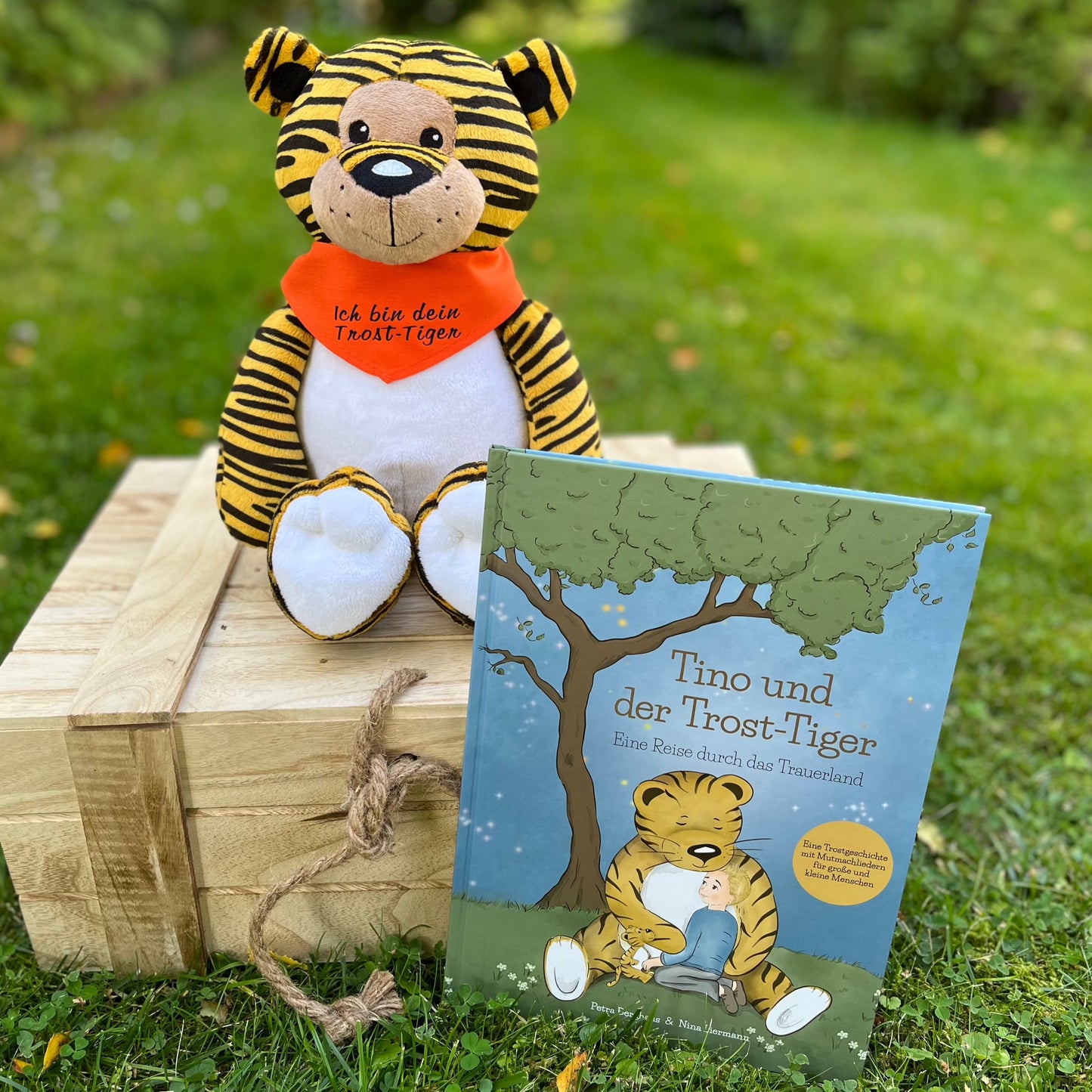 Trost-Tiger Kinderbuch-Paket mit personalisiertem Halstuch + Poster