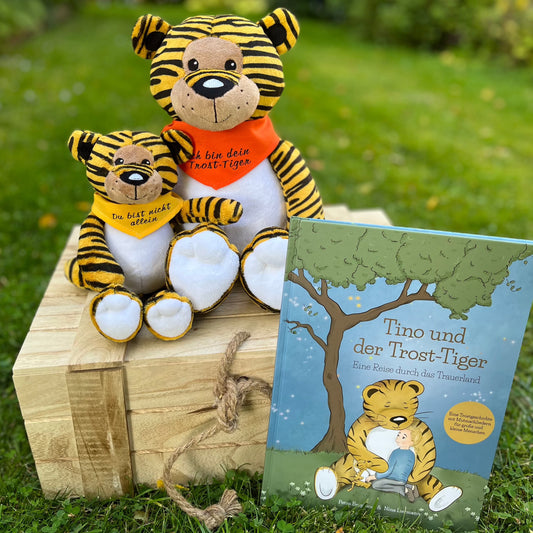 Das große „Trost-Tiger“ Paket: Kuscheltier-Duo mit Halstuch und Kinderbuch