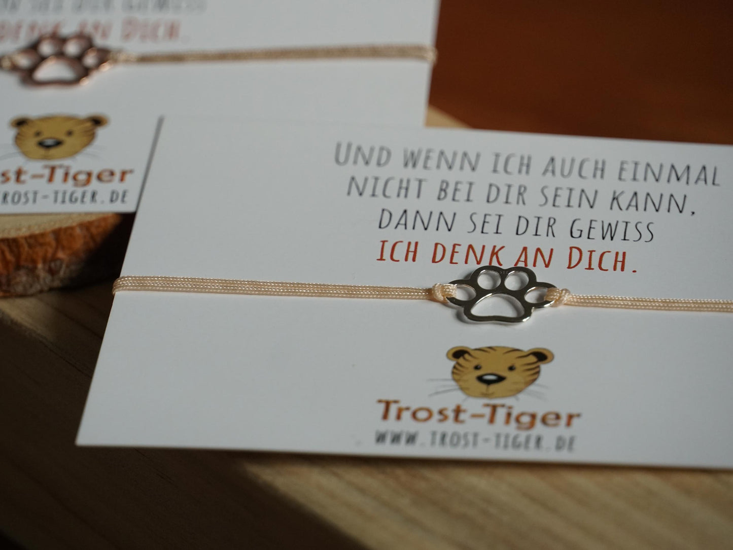 Armband mit Echtschmuck Anhänger "Tatze" und Postkarte